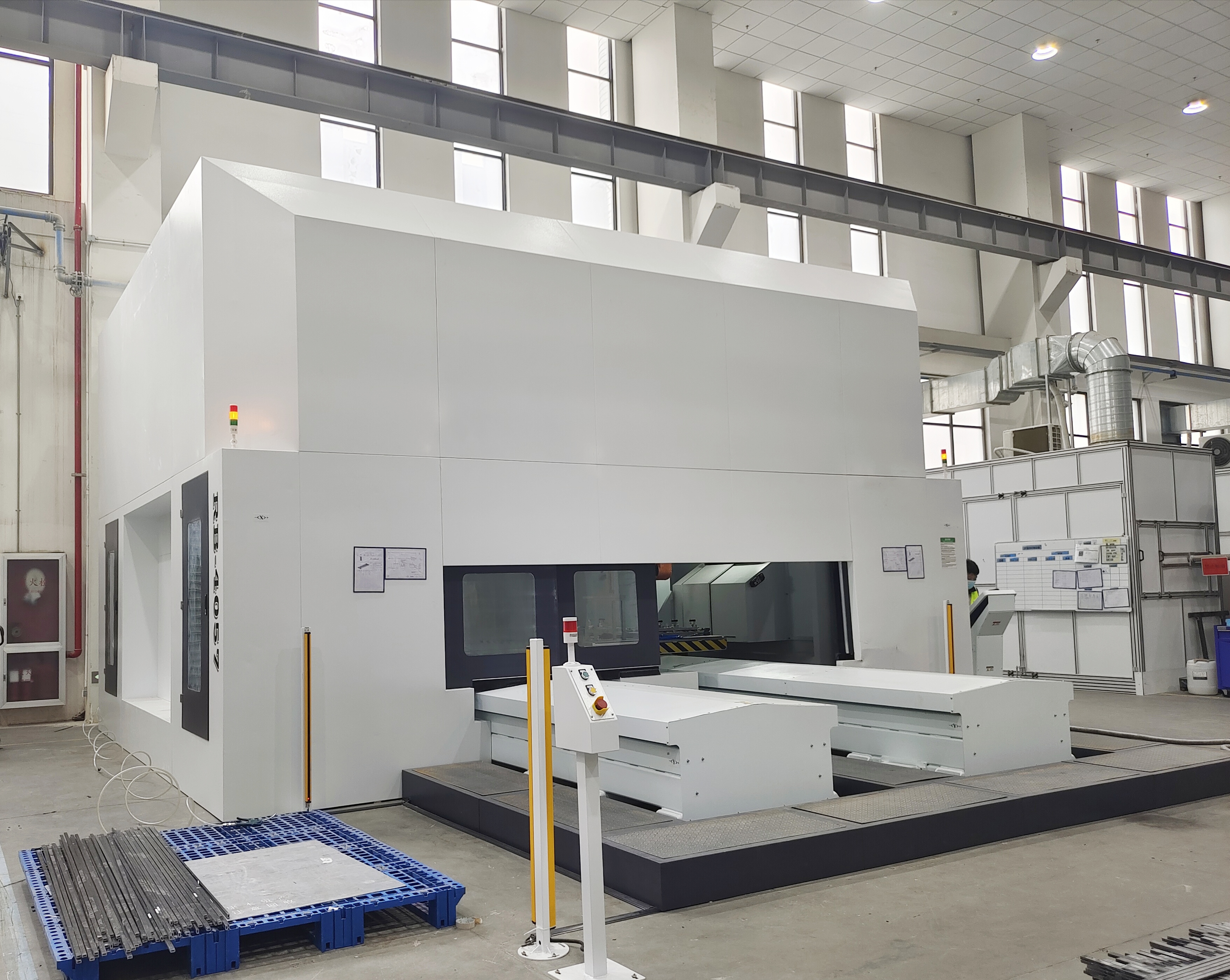 RBT 5 Axis Twin Table CNC Machining Center for Composites, Paper Aluminum Honeycomb