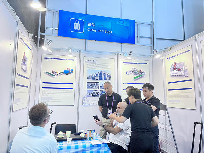 Participated in the 135th Canton Fair on May 1, 2024