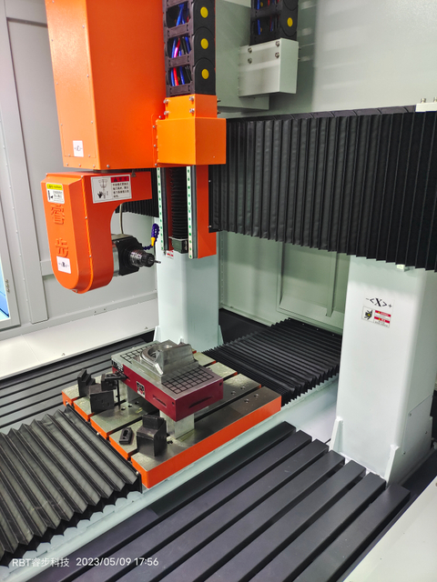 5 Axis CNC Cutting Machine for Thick-walled thermoformed thermoforming plastic parts 