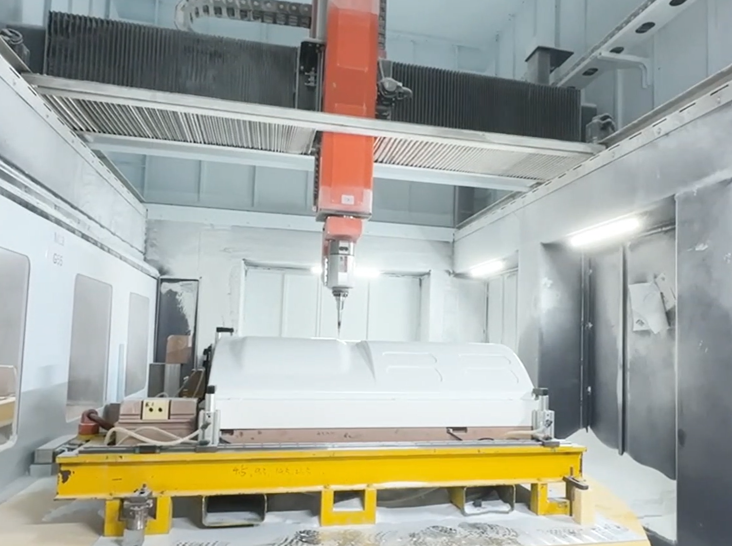 RBT Machinery Cutting Shape 6 Axis Cnc Router With Double Worktable 