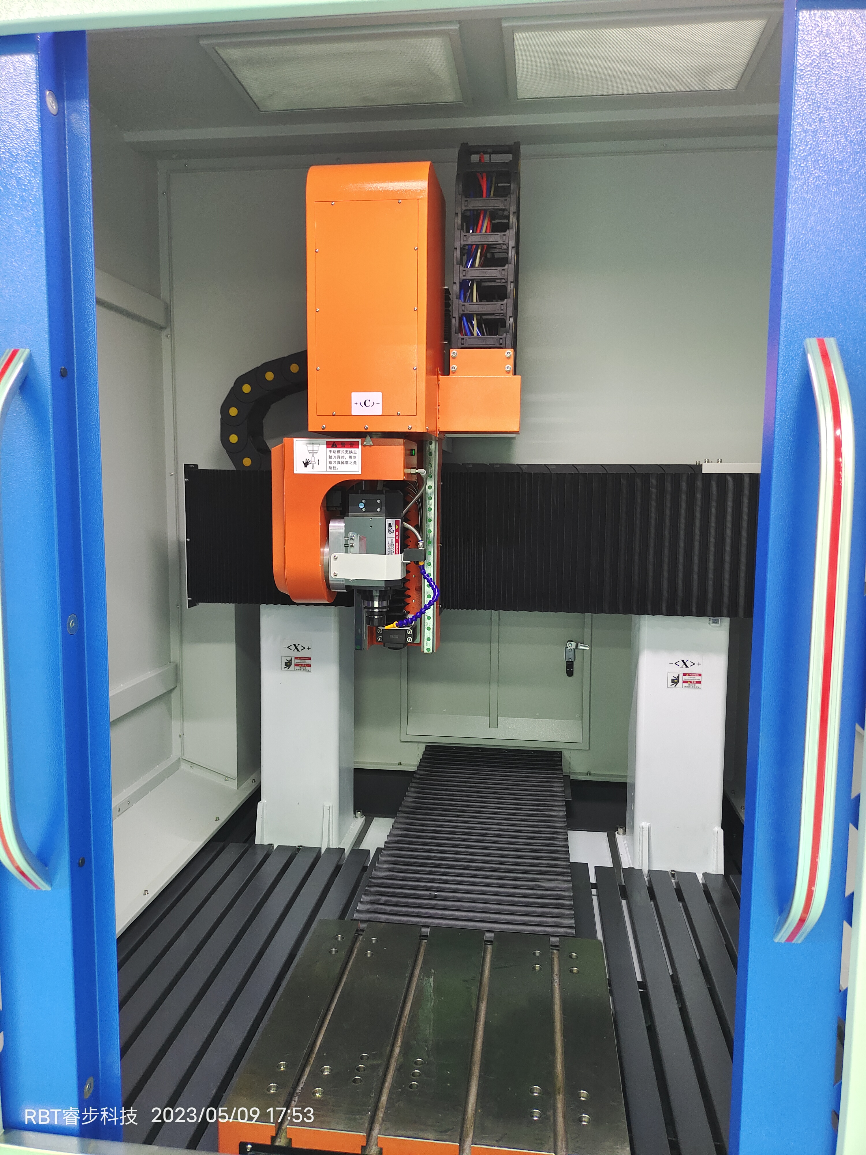 5 Axis CNC Cutting Machine for Thick-walled thermoformed thermoforming plastic parts 