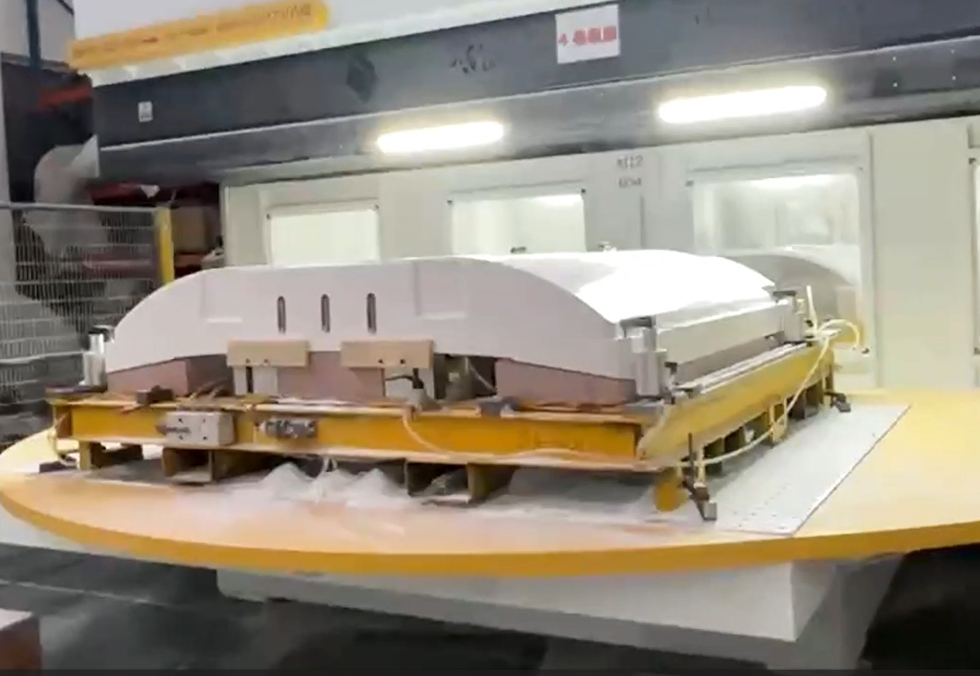 RBT Machinery Cutting Shape 6 Axis Cnc Router With Double Worktable 