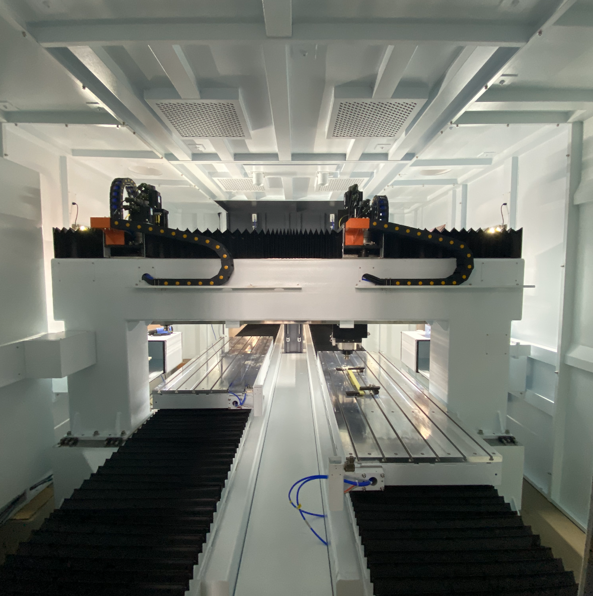3 Axis Cnc Profile Cutting Machine for EV Battery Tray GFRP Pultruded Profiles