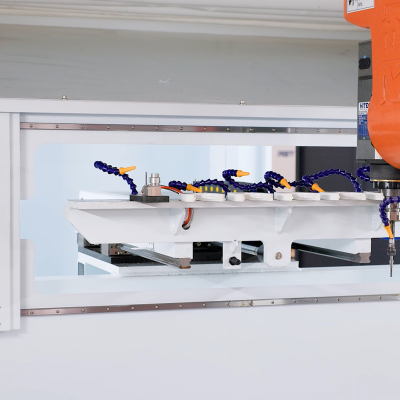 5 Axis Machining Center for Fiberglass And Carbon Fiber Composite Parts 